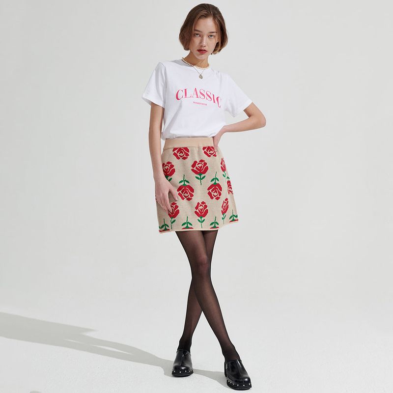 wonder visitor（ワンダービジター）の「Rose pattern Mini Skirt [Beige]（Skirts）」