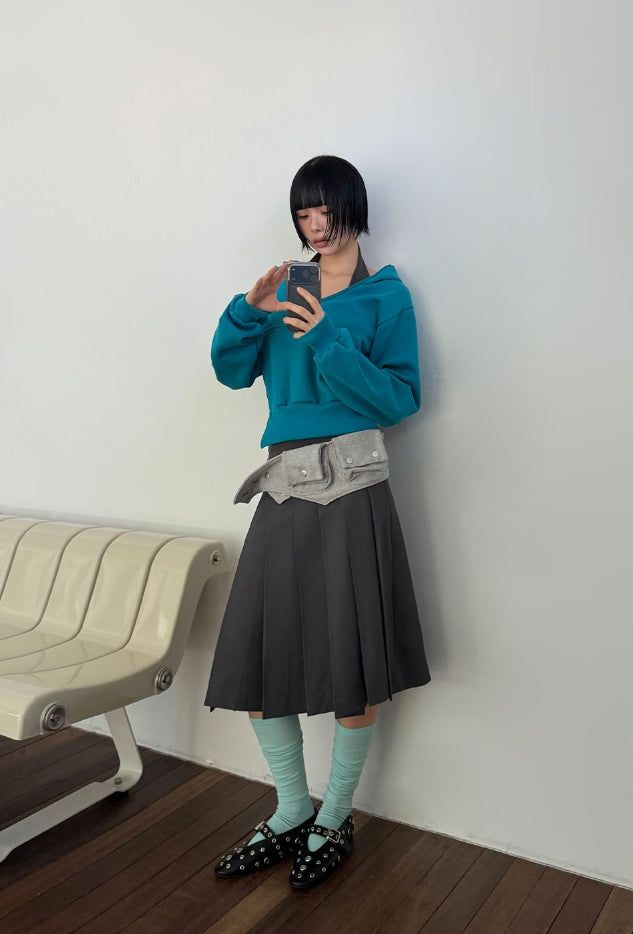 [SET] BUTTON V-HOODIE & HALTER