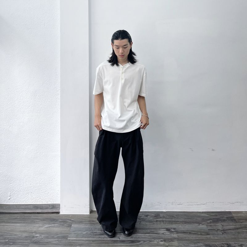 Curved Structure Wide Pants