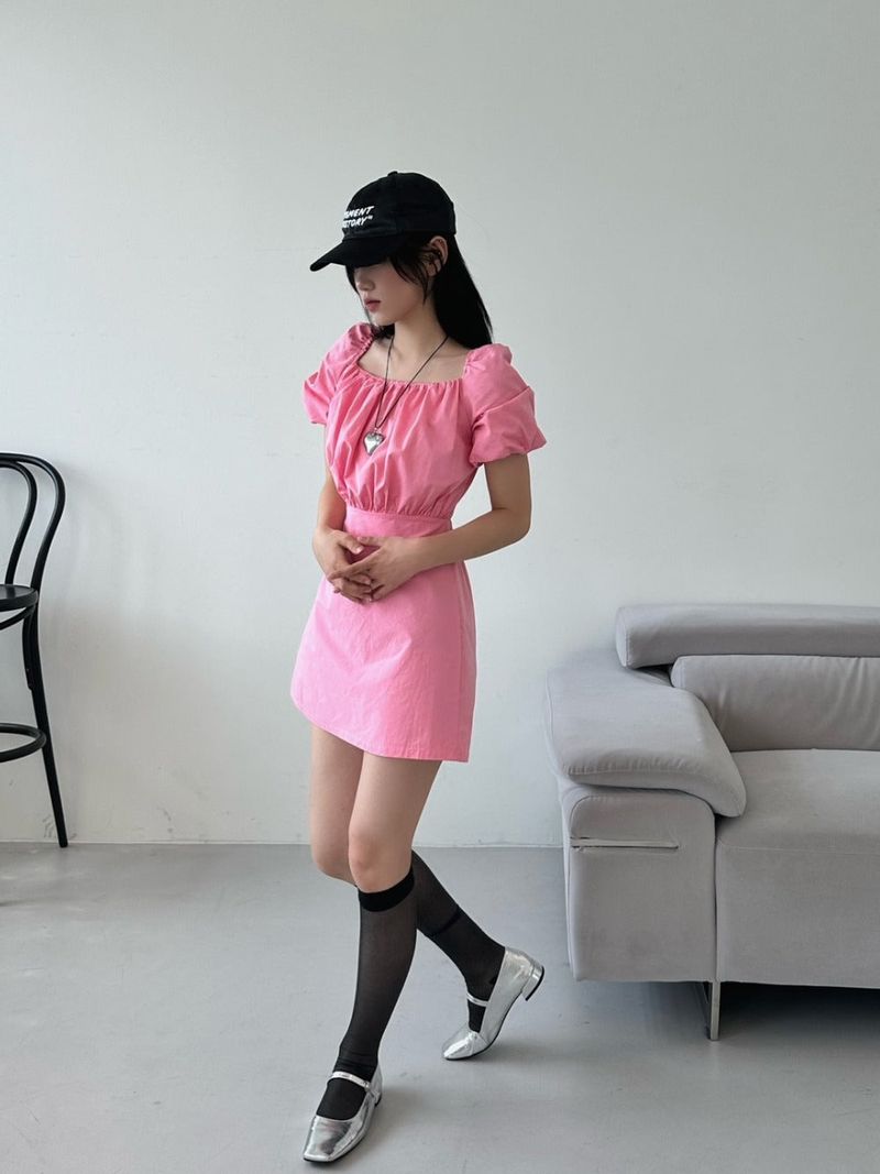 back strap ribbon dress