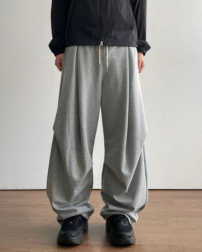 IDF（アイディーエフ）の「ベックス カーブド スウェットパンツ（パンツ）」