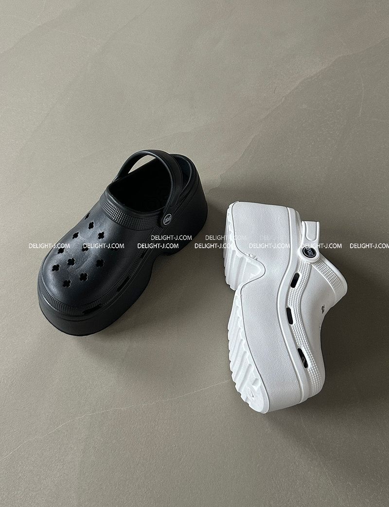 Platform Shin-Koo Log Tongue Slippers