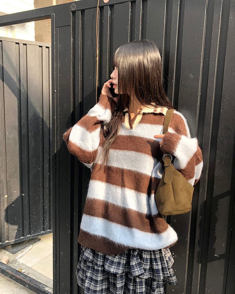 Naon Suede Cross Shoulder Bag
