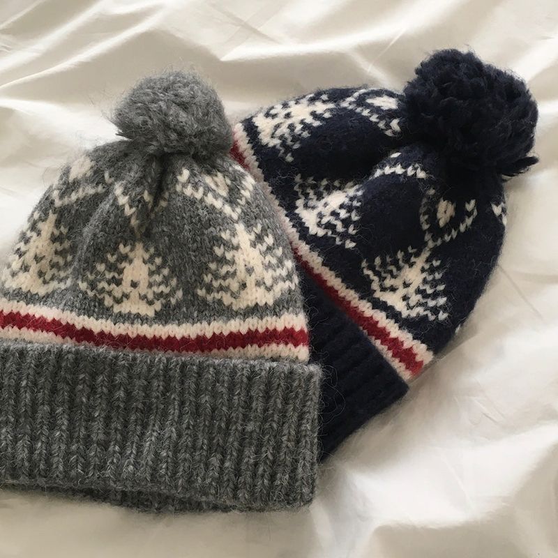pompon Nordic knit cap