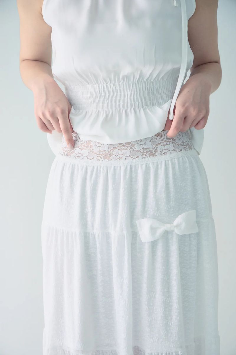 Angel bloom skirt (Ivory)