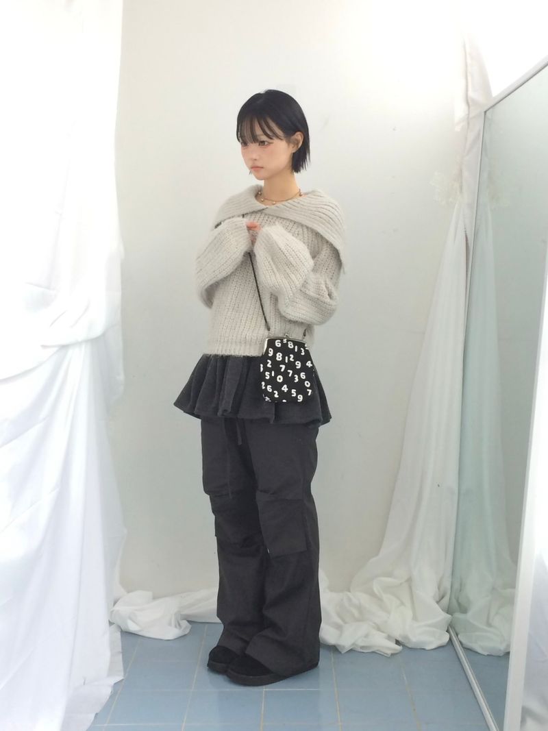 Shoulder collar loose knitwear