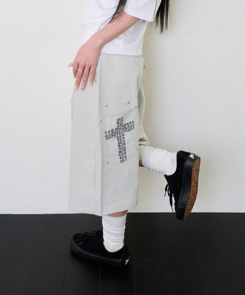 ITZAVIBE（イッザバイブ）の「CROSS POCKET BERMUDA PANTS - LIGHT GRAY（Pants）」