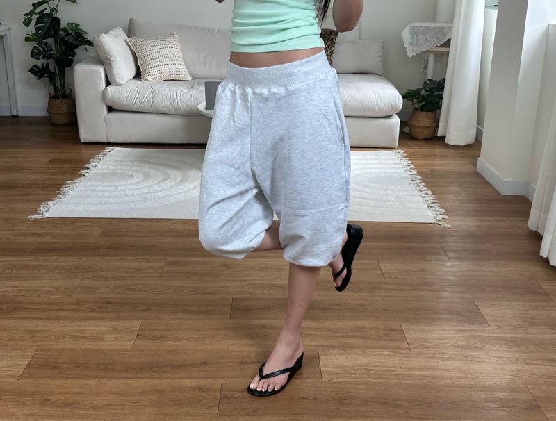 balloon sweat capri pants