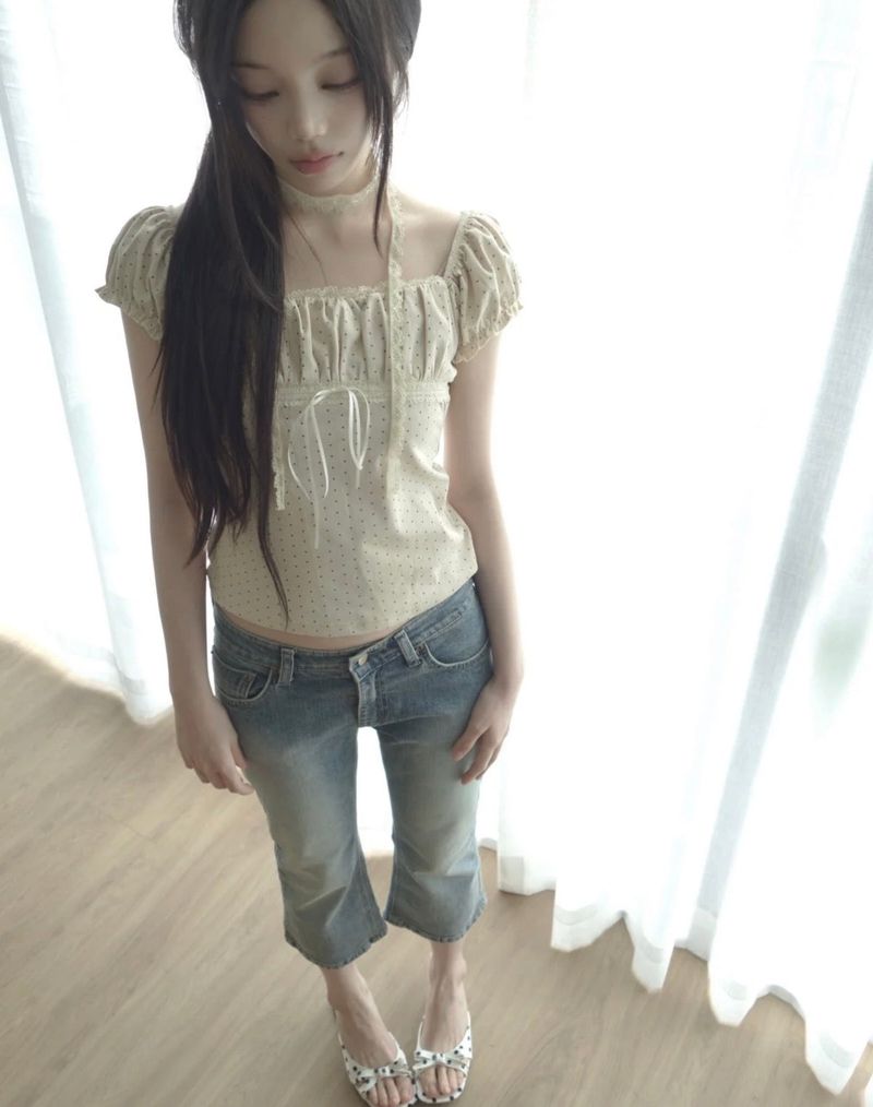 hazel scarf tee