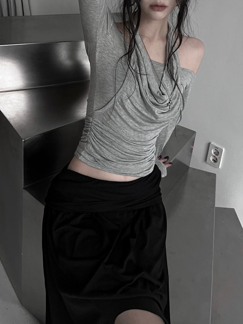 drape off-shoulder halter T (2color)