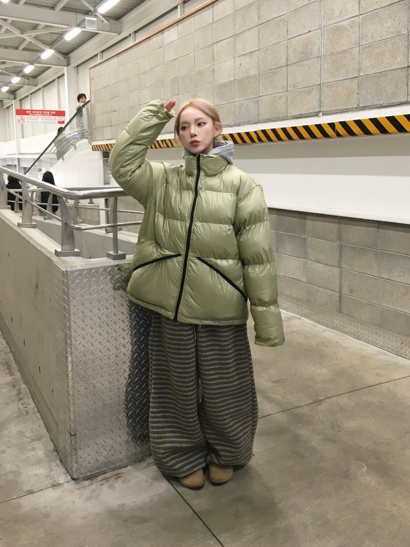 Momongdeu Pogle Stripe Pants (2c)