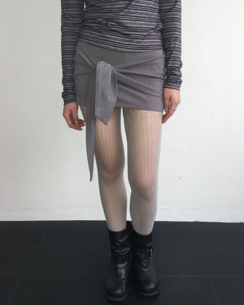 Tie skirt