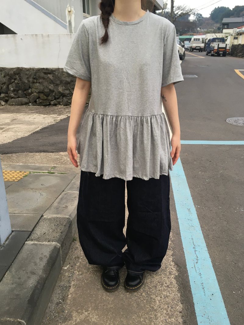 Amon frill short-sleeved T-shirt