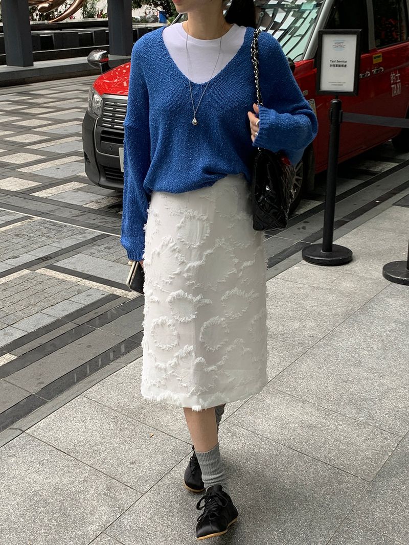 [MADE] Rieze Deep V Knit