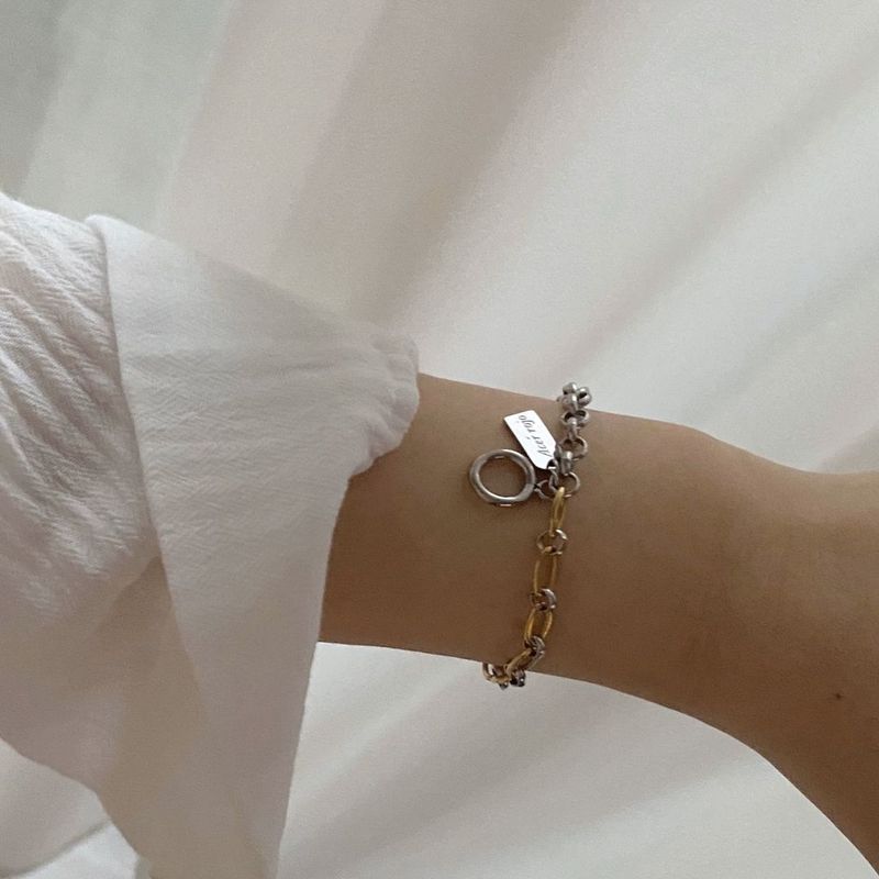 Acer rojo(アセルロジョ)の「gs Unique Vertical Vintage Charm Chain Bracelet(Accessories)」