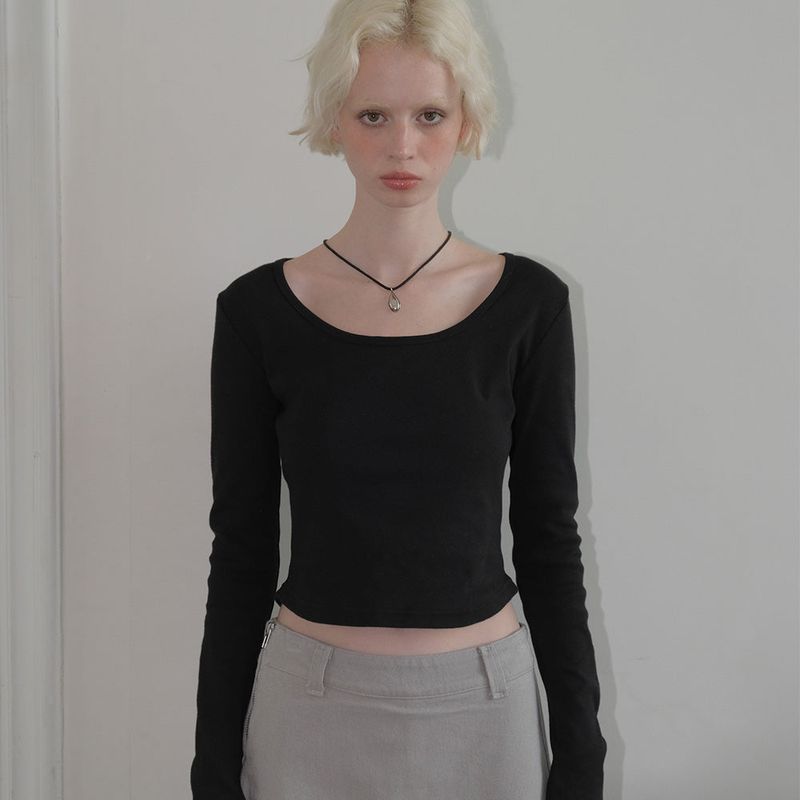Curetty(キュリティ)の「C BASIC U-NECK T-SHIRT_BLACK(Tops)」
