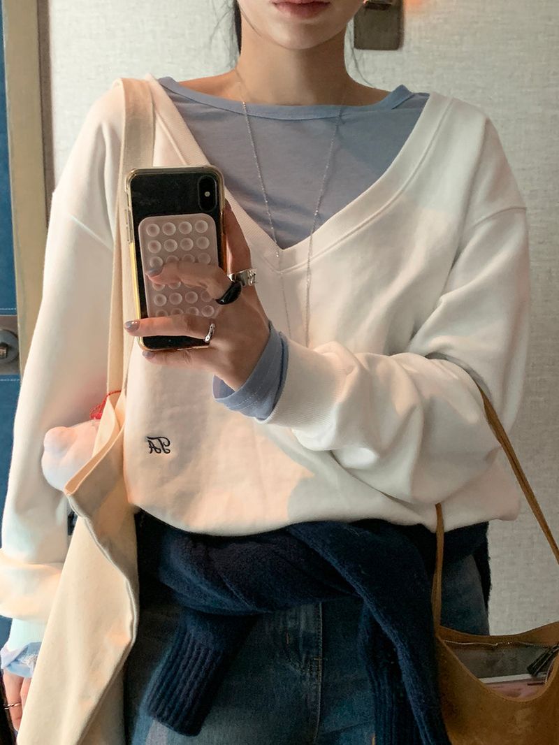 [MADE] TA DEEP V-NECK SWEATSHIRT