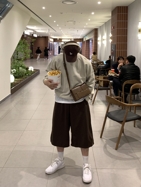 Kuiper Basic Snap Button Bermuda Pants