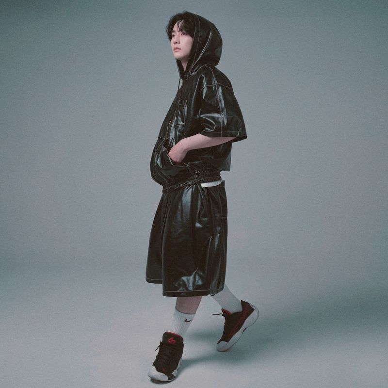 glossy faux leather hood zip-up hoodie_black