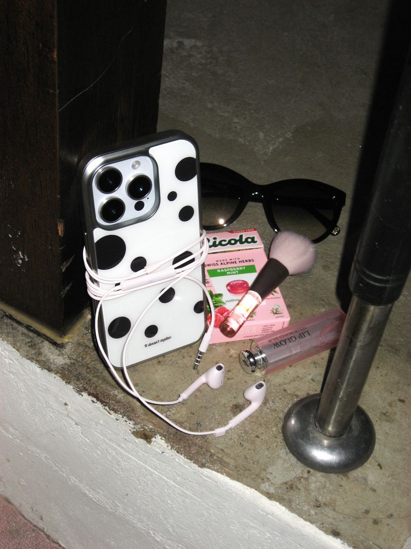 Dot phone case