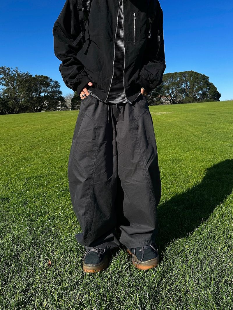 Ruin cut pintuck wide pants 4C