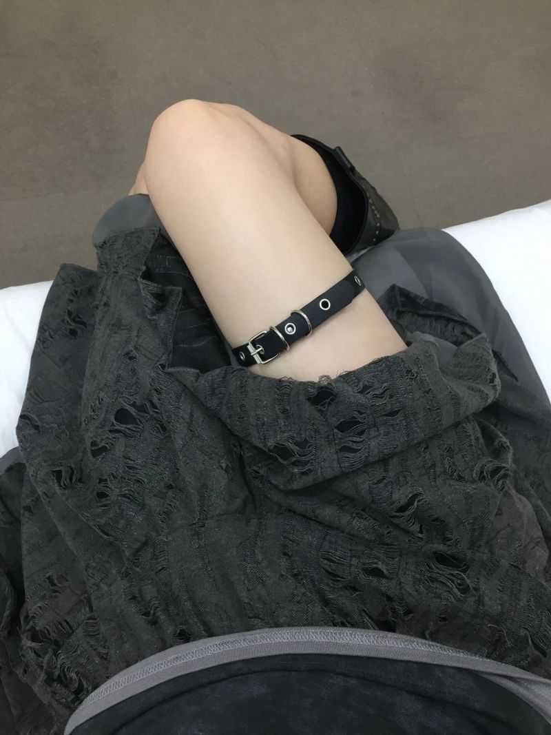 Eyelet Chain Choker