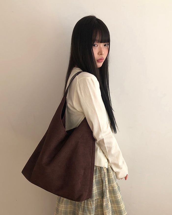Lean Suede Shoulder Bag (pouch set)
