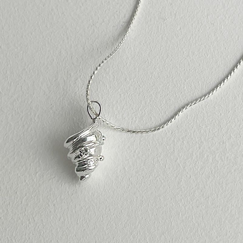 Hamit crab shell necklace