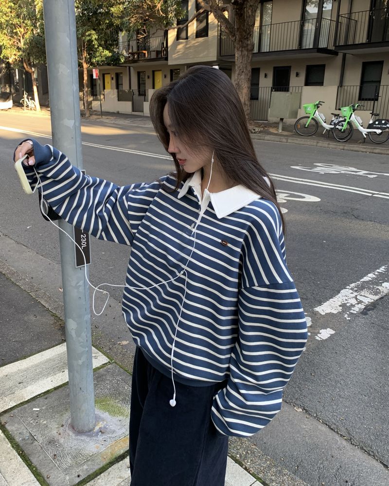 [ORIGINAL] Navel Stripe Collar Sweatshirt
