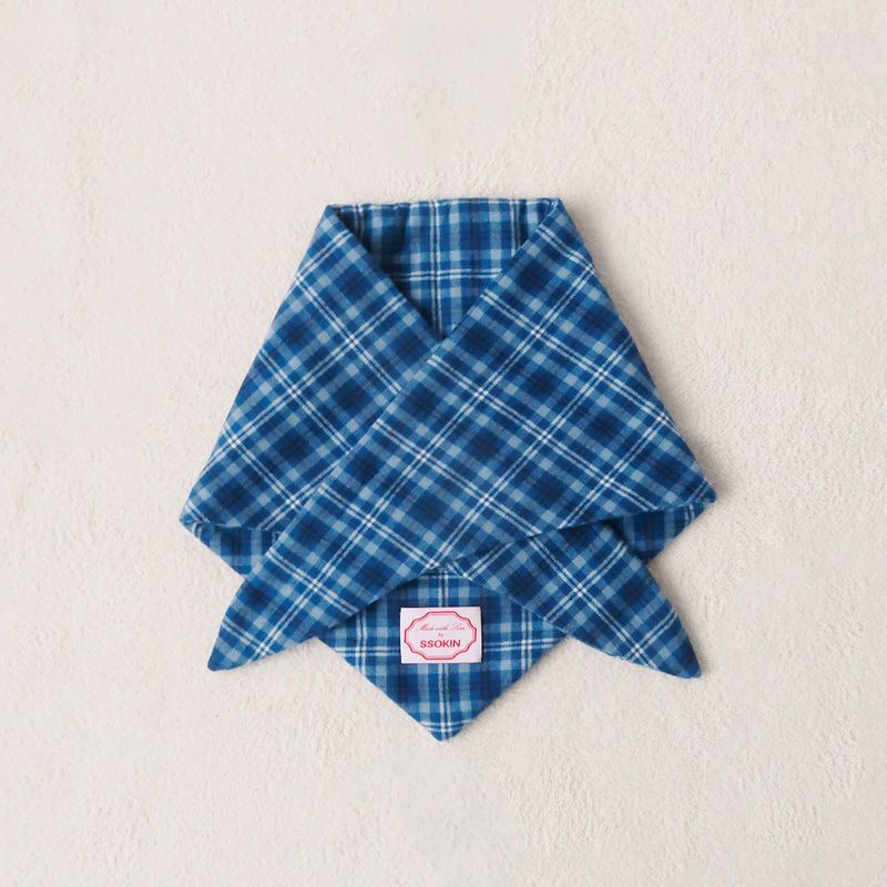 SSOKIN(ソキン)の「Padded Shoulder Scarf_Blue(Hair Accessories)」