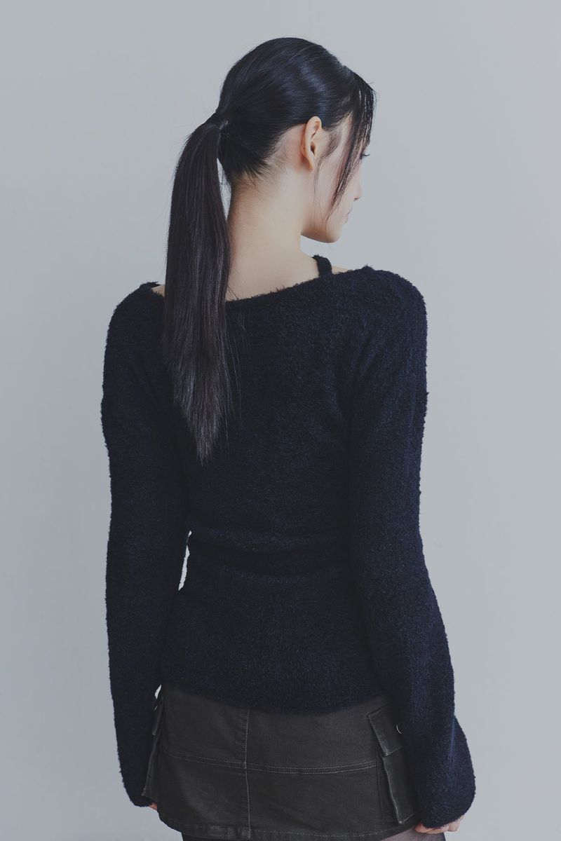 RUBY HOOK OVER KNIT black