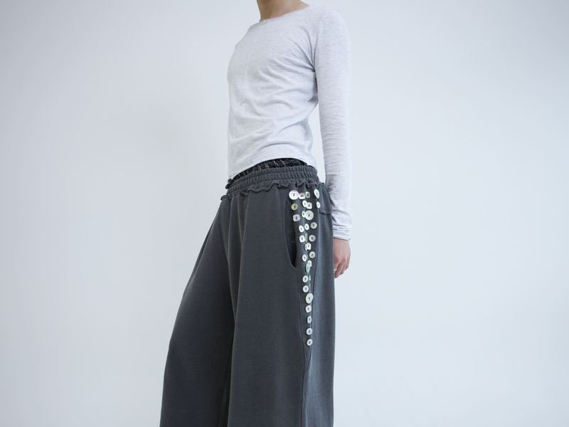 Button underwear sweatpants