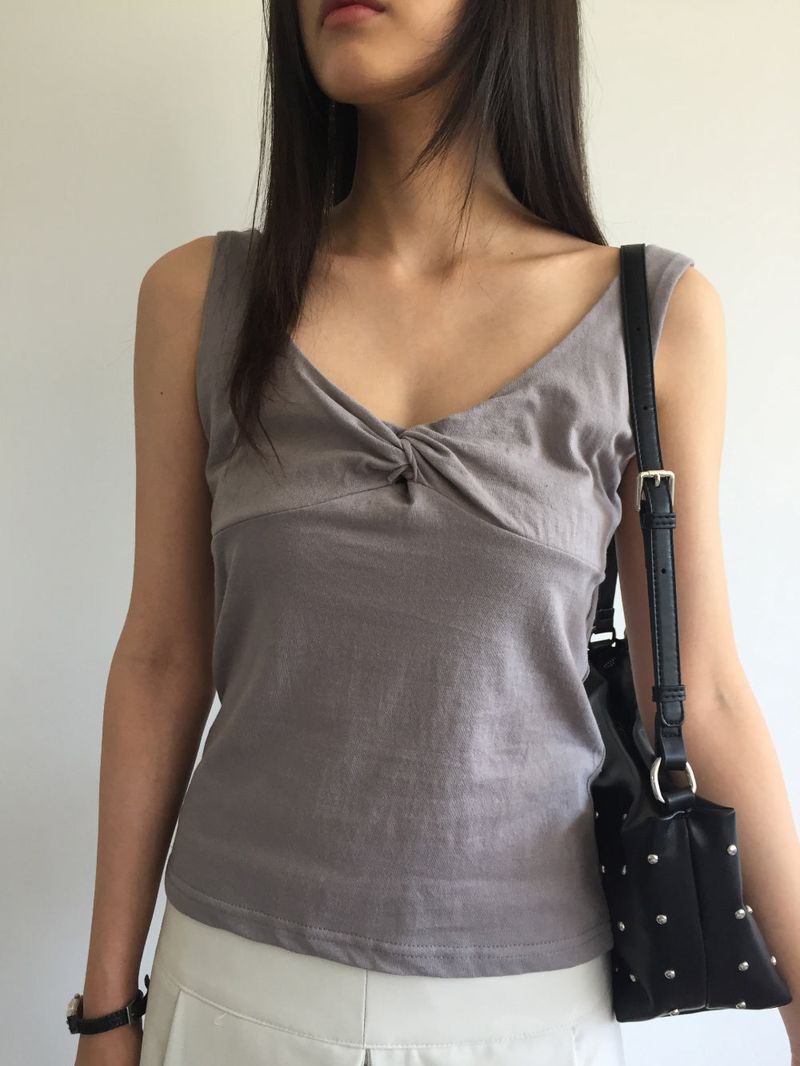 DUGGY(ダギー)の「Hadid studded bag (5color) (Bags)」