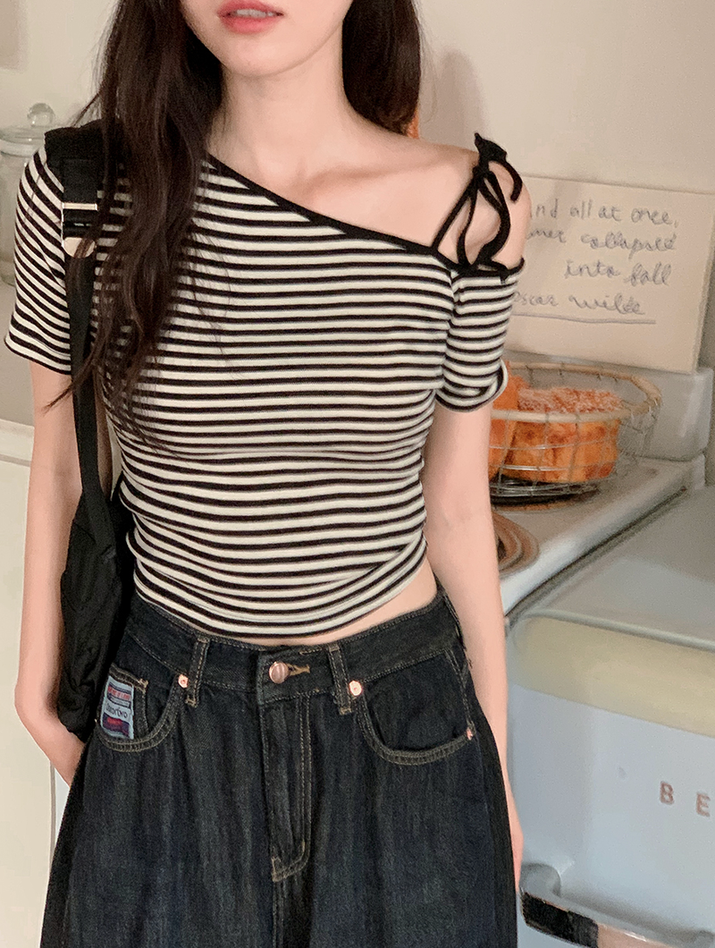 SHOPPERLAND（ショッパーランド）の「Border Ribbon Off Shoulder Short Sleeve T-Shirt (2color)（Tops）」