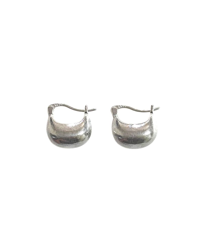 Puff puff earring (silver)