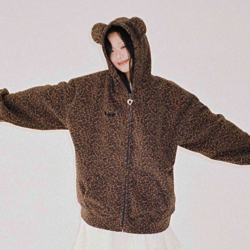 CLUT STUDIO（クラットスタジオ）の「Teddy Leopard Zip-Up Hoodie – Brown（Tops）」