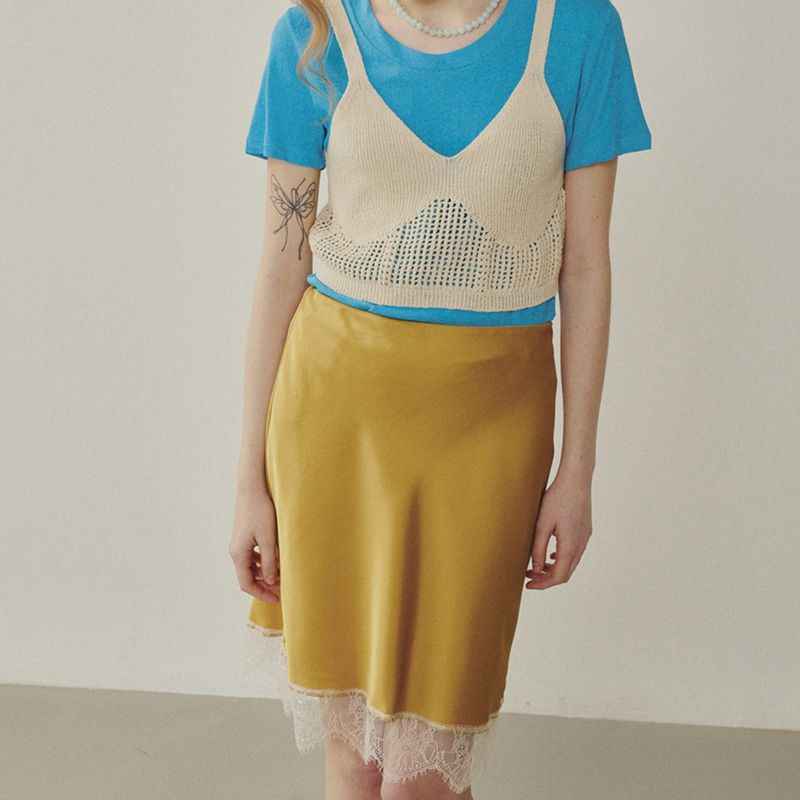 Rose Stain Lace Mini Skirt