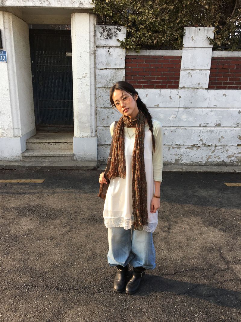 Peacock Light Washed Denim (1color)