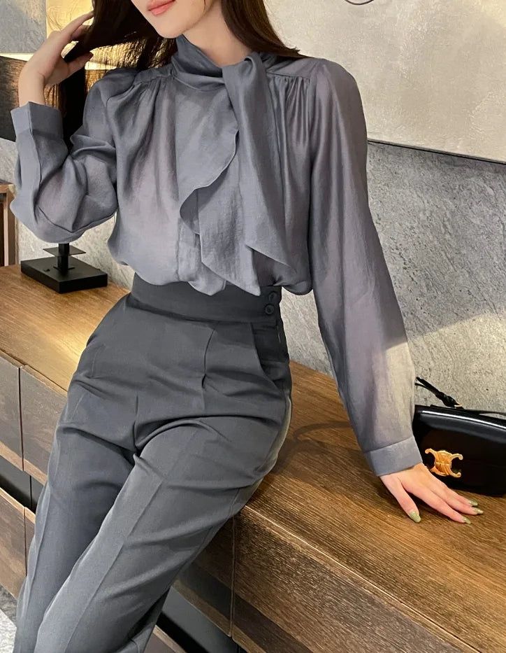 Desha Ruffle Tie Puff Blouse