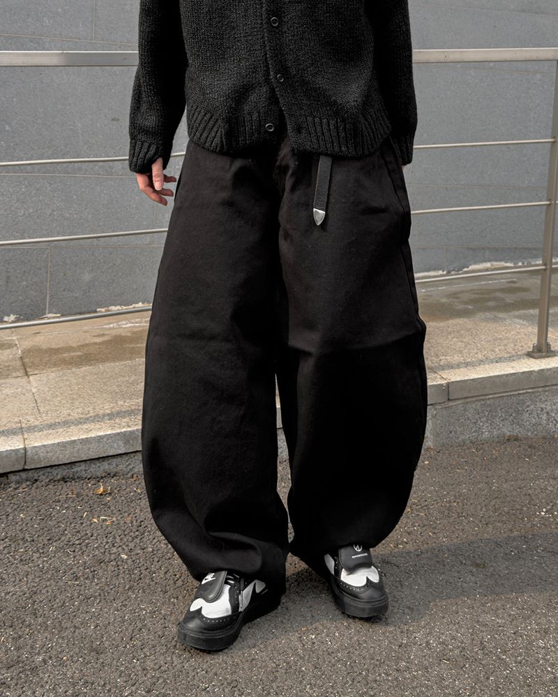 Nevis Cotton Wide Curved Pants