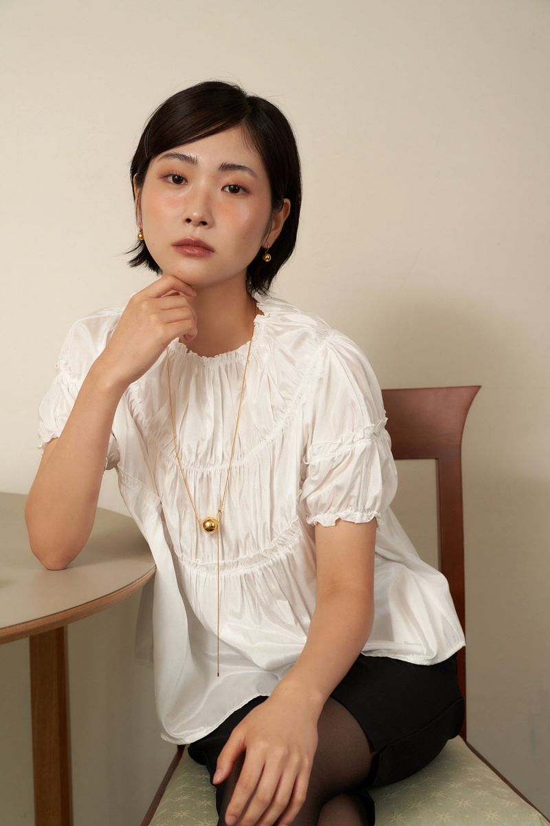 maxy moving ball necklace - gold