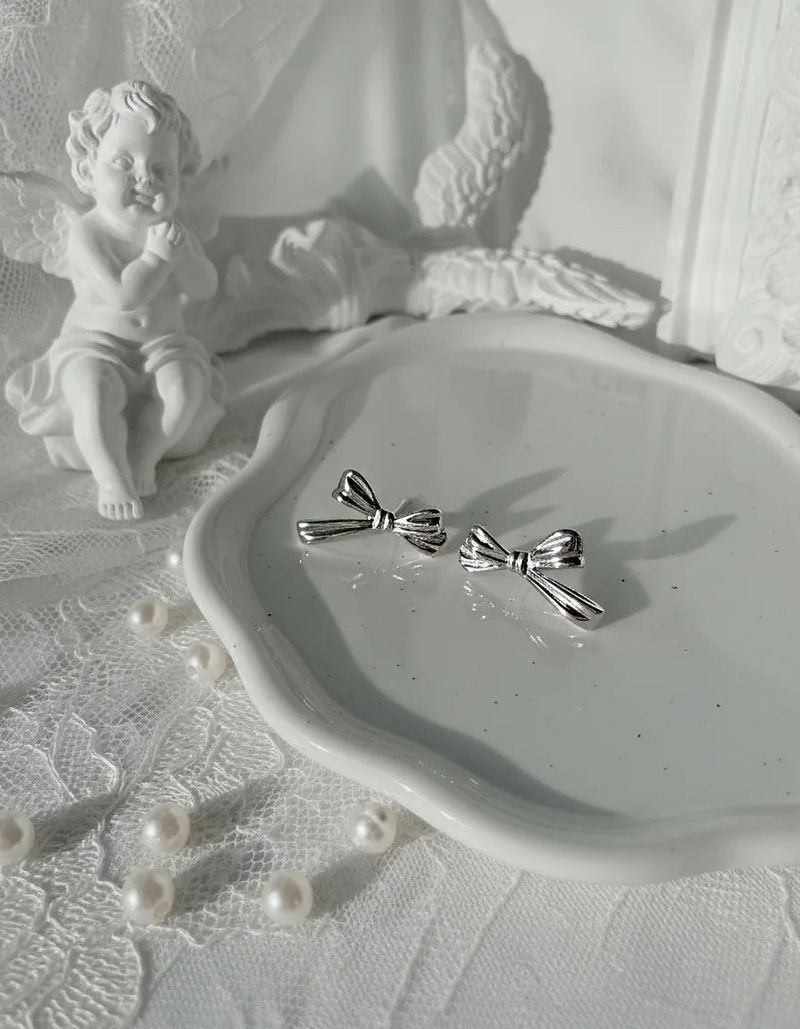 [Choi Yena, IVE Leeseo Piercing] Dalia Ribbon Piercing - Silver Color
