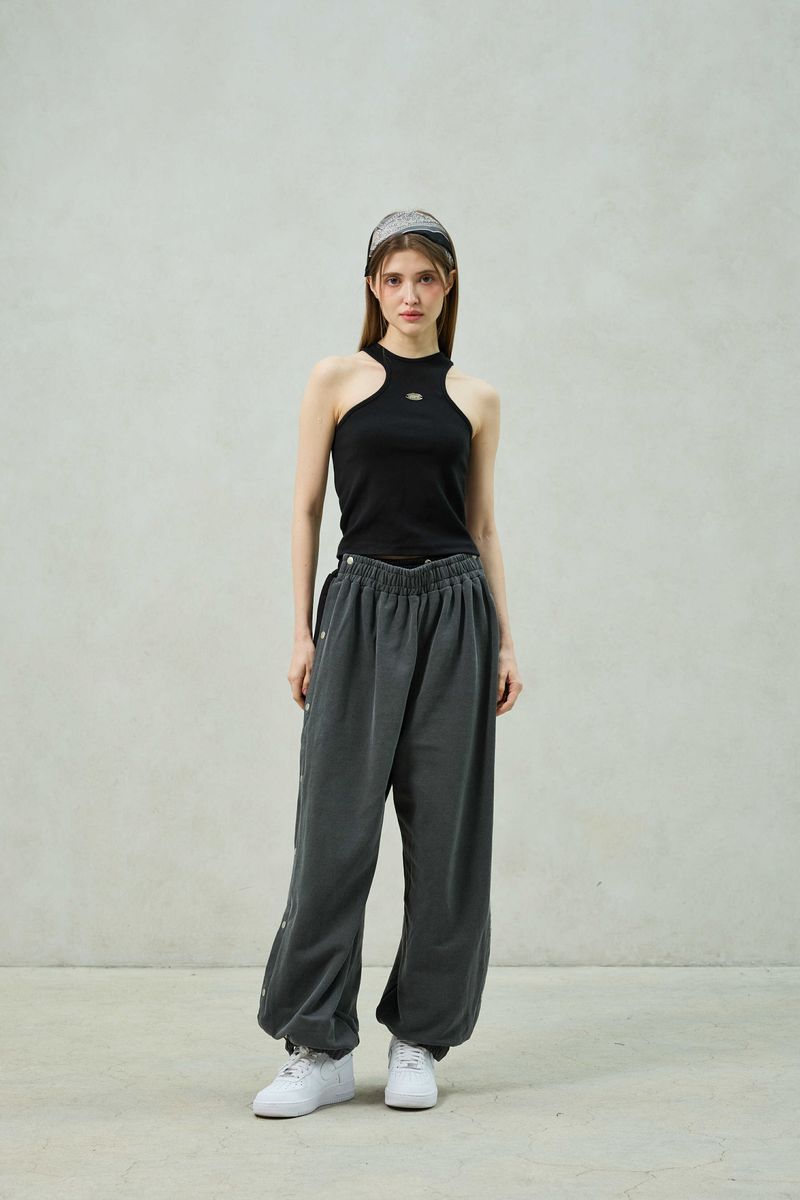 POPPY SLEEVELESS TOP / BLACK