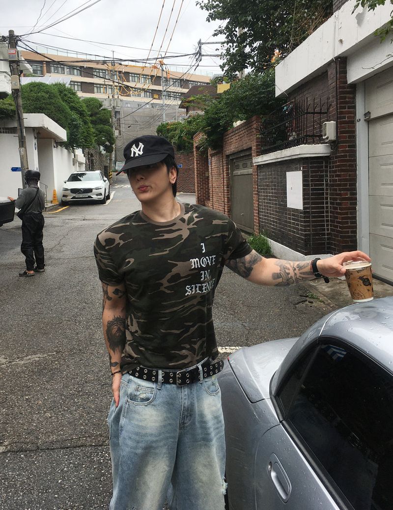 No.1811 S lettering camo half T