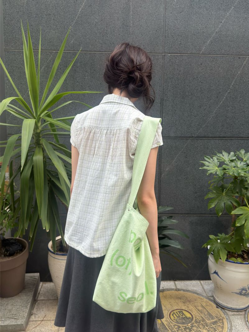 Portrait Wide Strap Shoulder Bag - Apple Mint