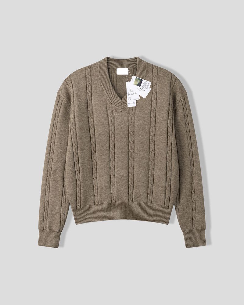 Melter Semi-Cropped Cable V-Neck Knit