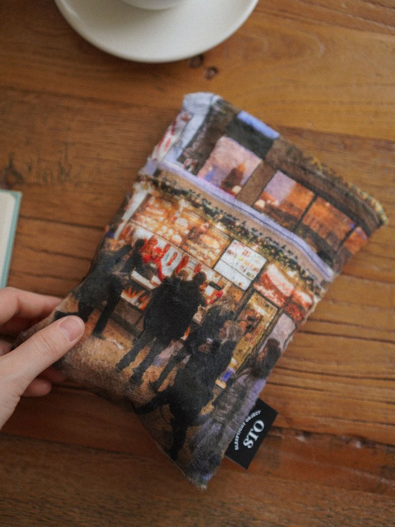 winter town pouch