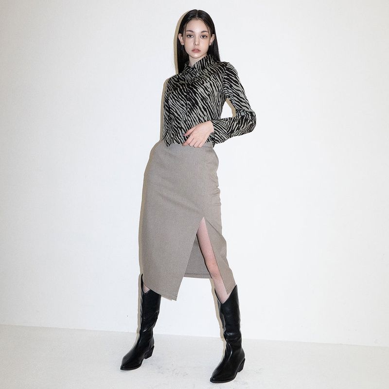 b able two(ビーエイブルトゥー)の「Sofi Wool Skirt (BEIGE)(Skirts)」