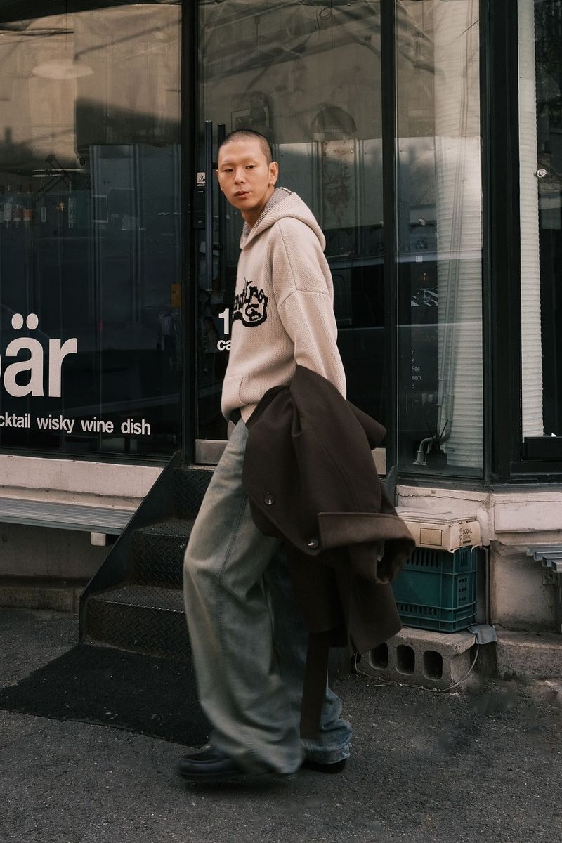 RE: WAVE LOGO KNIT HOODIE - IVORY