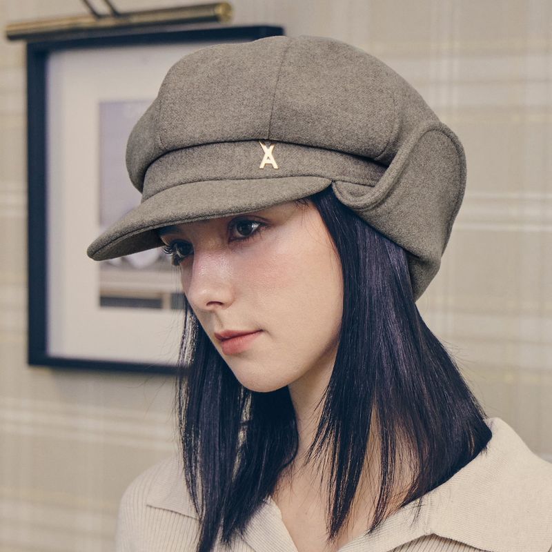 VARZAR（バザール）の「VA スタッドフライニューボーイキャップ / Beige（帽子）」